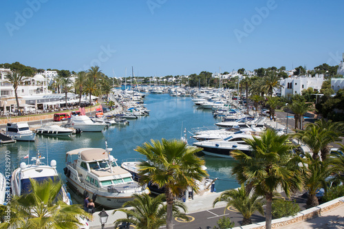 Fototapeta Naklejka Na Ścianę i Meble -  Cala d'or Hafen Marina Mallorca