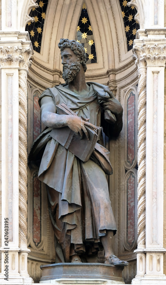 Saint Luke by Giambologna Orsanmichele Church in Florence, Tuscany, Italy