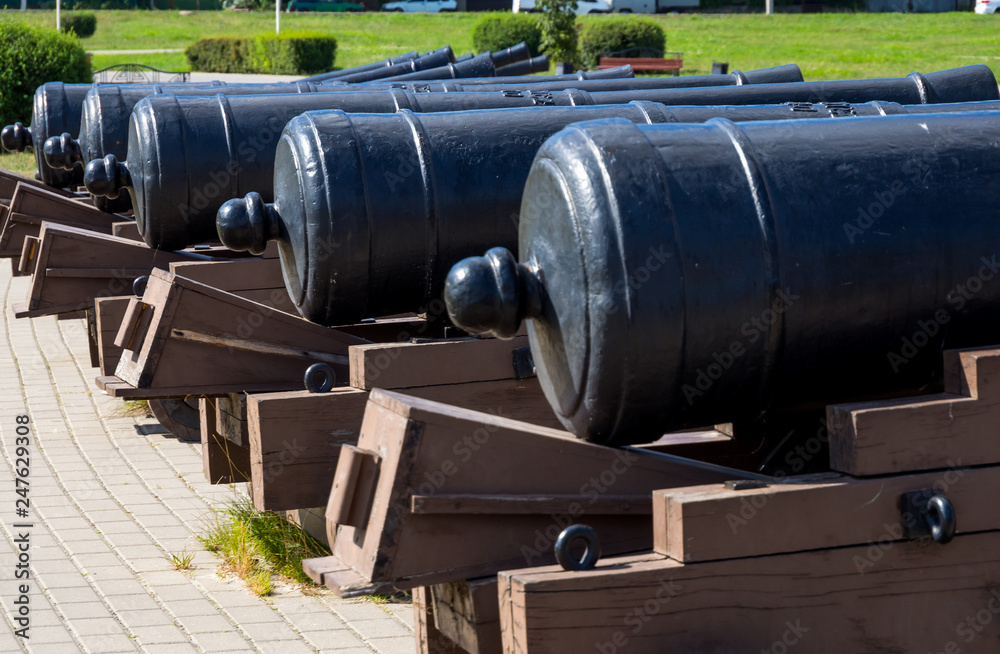 The back of the old ship's guns The back of the old ship's guns
