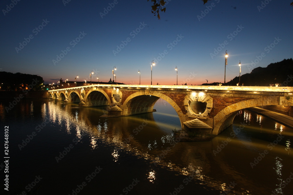 Toulouse de nuit