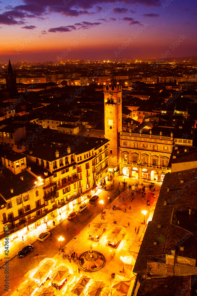 Obraz premium PIAZZA ERBE VERONA