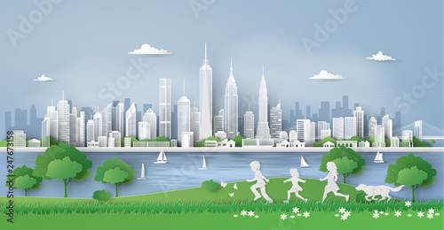 children running in the city park