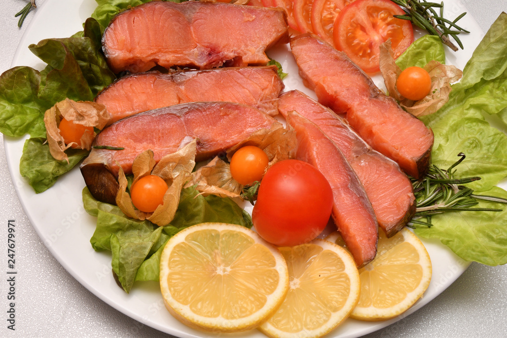 Chinook salmon (LAT. Oncorhynchus tshawytscha) smoked Chinook salmon (LAT. Oncorhynchus tshawytscha) smoked