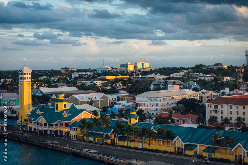 Fototapeta premium Sunset over Tropical City