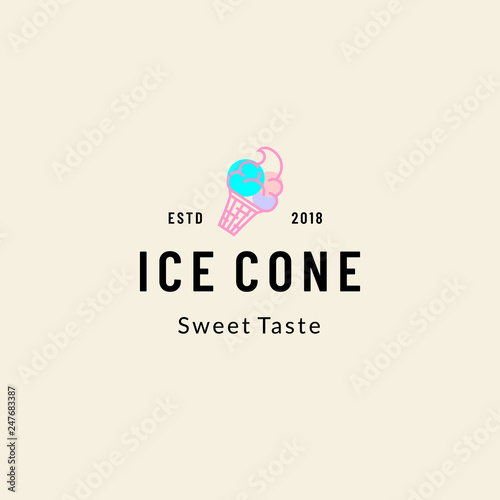 Ice cream cone logo icon vector template illustration © Aiustock