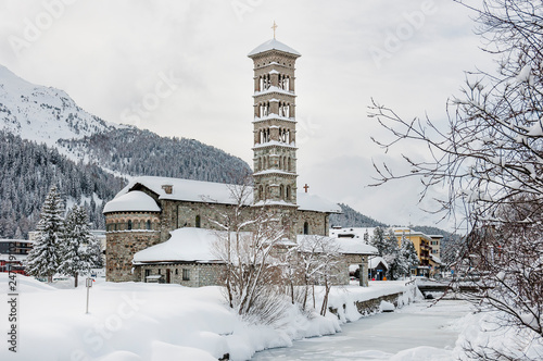 St. Moritz, Kirche, St. Karl Borromäus, St. Moritzersee, Oberengadin, Alpen, Winter, Wintersport, Graubünden, Schweiz photo