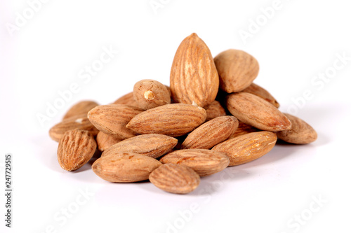 salted and roasted almonds 