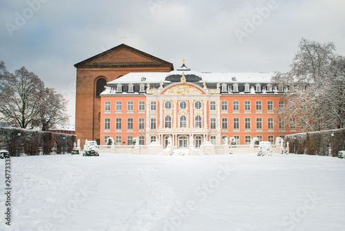 Palace garden in Trier, covered in snow, rhineland palatinate
