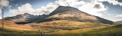 Foto Panorama of the Cullin Hills near the Fairy Pools on the Isle of Skye, Scotland