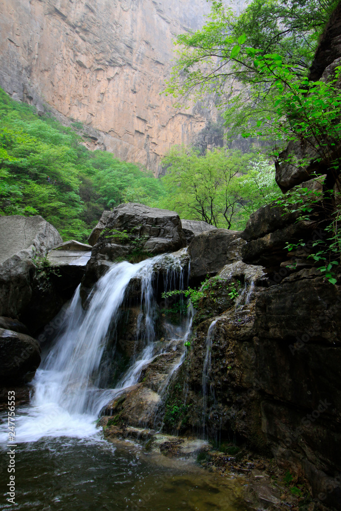 Fototapeta premium yuntai mountain natural scenery, jiaozuo city, China.
