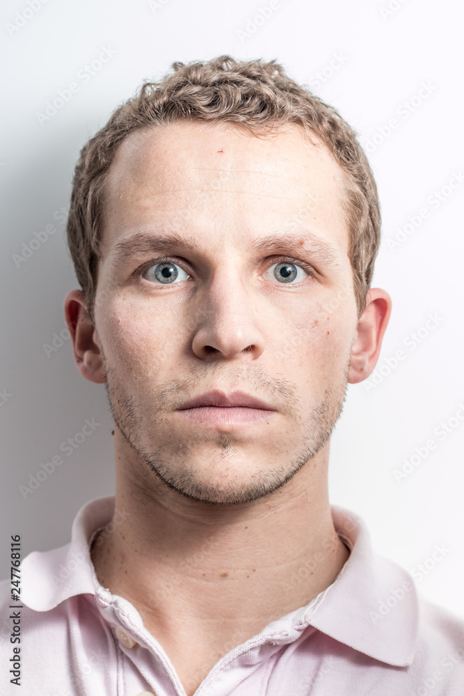 Obraz premium Handsome young man