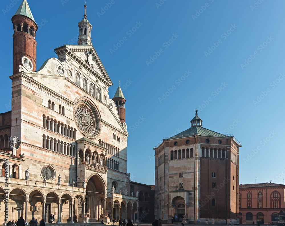 Cremona facciata del Duomo e Battistero
