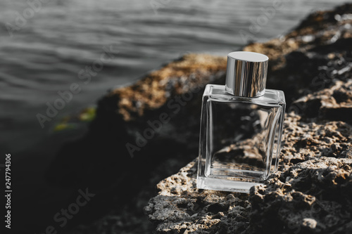 Fotografía perfume on the sea