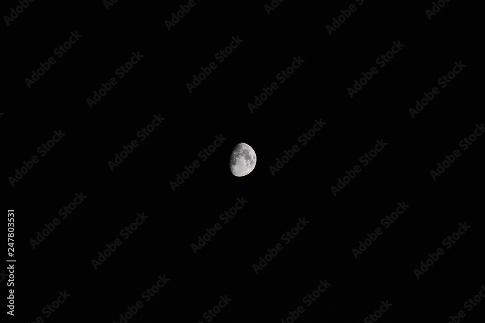 Aufgehender Mond, Krater, Dunkel Aufgehender Mond, Krater, Dunkel