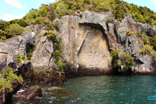 Konstfotografi Maori rock carvings, Taupo, New Zealand