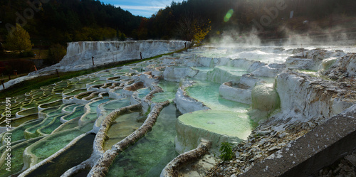 Foto Terraced basins in Egerszalok thermal spring