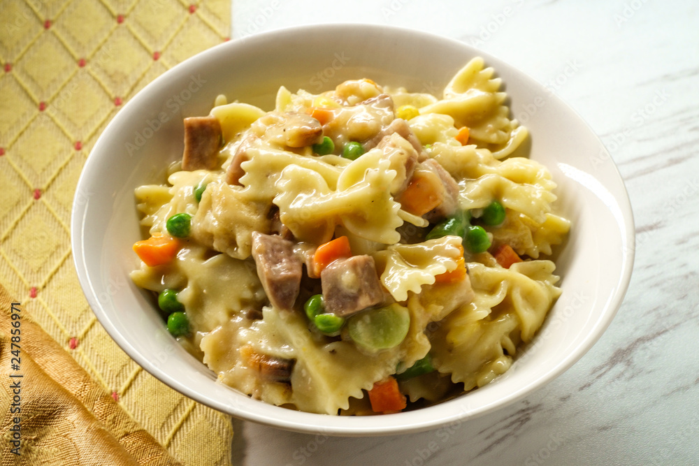 Chicken Potpie Pasta Casserole Chicken Potpie Pasta Casserole