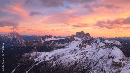 Tramonto nelle Dolomiti, da Cima Lagazuoi, Veneto © Marco