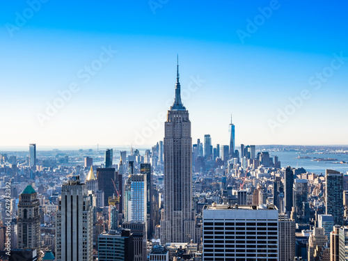 ニューヨーク　マンハッタンの摩天楼 © oben901