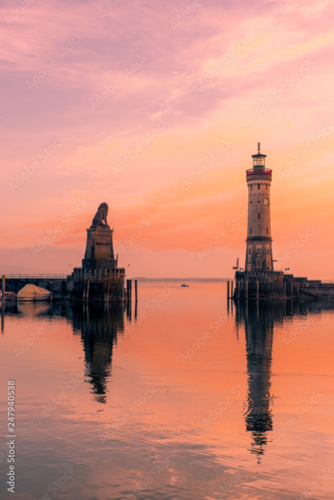 Hafen Einfahrt Lindau Bodensee Sonnenuntergang Hafen Einfahrt Lindau Bodensee Sonnenuntergang