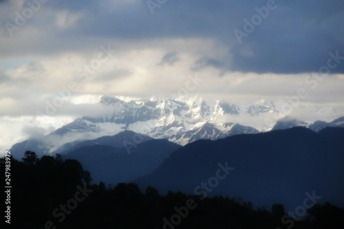 mountains and clouds © Niladri