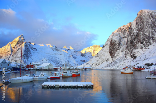 Hamnøy in Lofoten in wintertime © izzog