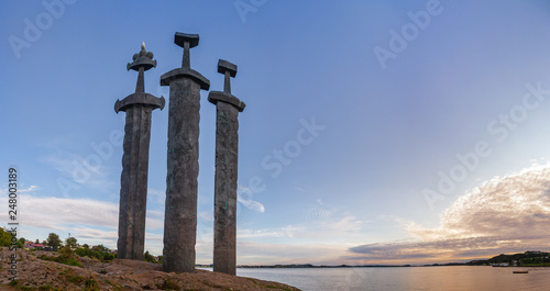 Canvas Print Mollebukta bay panorama with Swords in Rock monument commemorating Battle of Haf