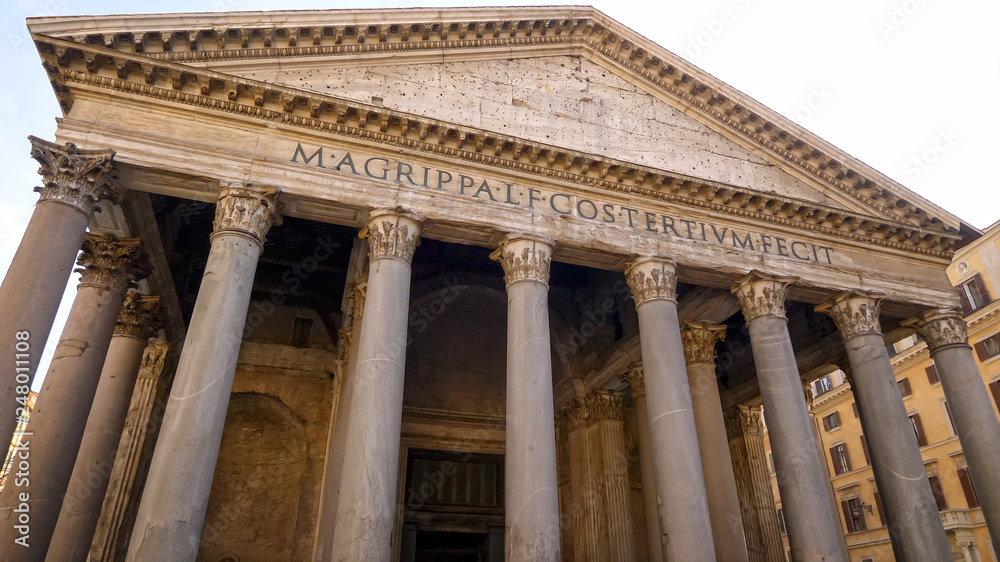 Columns of The Pantheon in Rome, Italy Columns of The Pantheon in Rome, Italy