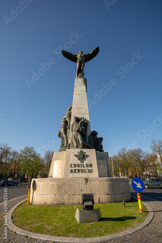 Aviators monument in Bucharest , Monumentul aviatorilor  photo