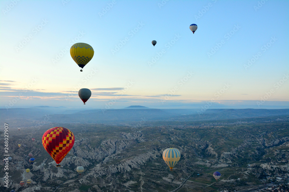 Balony nad Kapadocją, Turcja - obrazy, fototapety, plakaty 