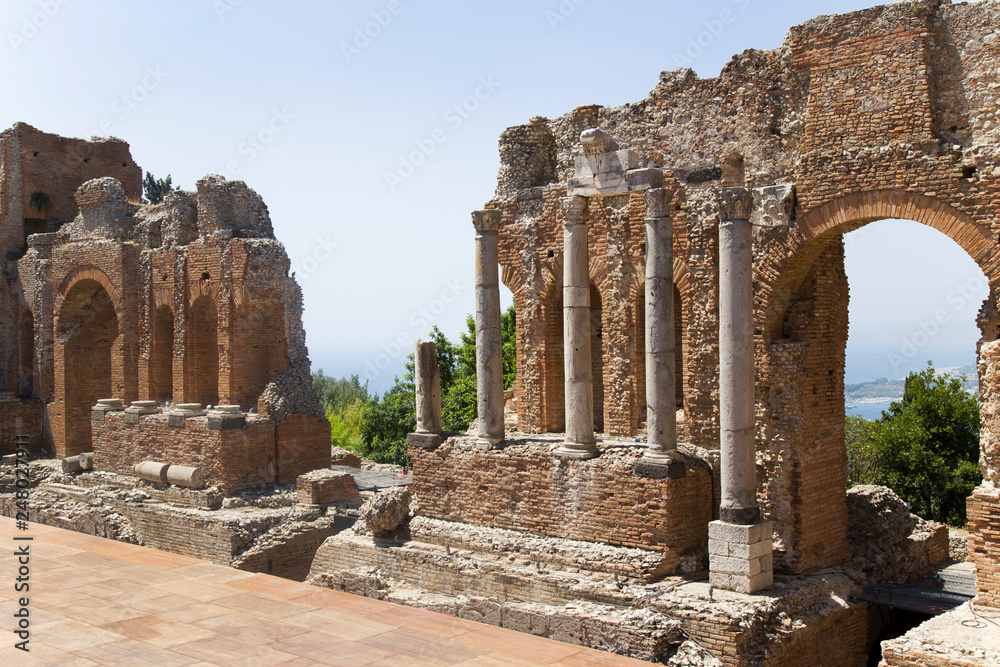 Fototapeta premium Greek theater in Taormina