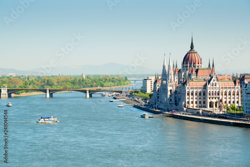 Hungarian Parliament building, Danube river and boats