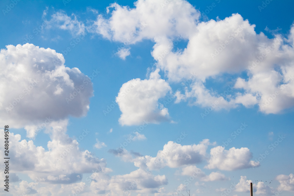 Fototapeta premium Clouds of Nature in a Bright Sky Day.