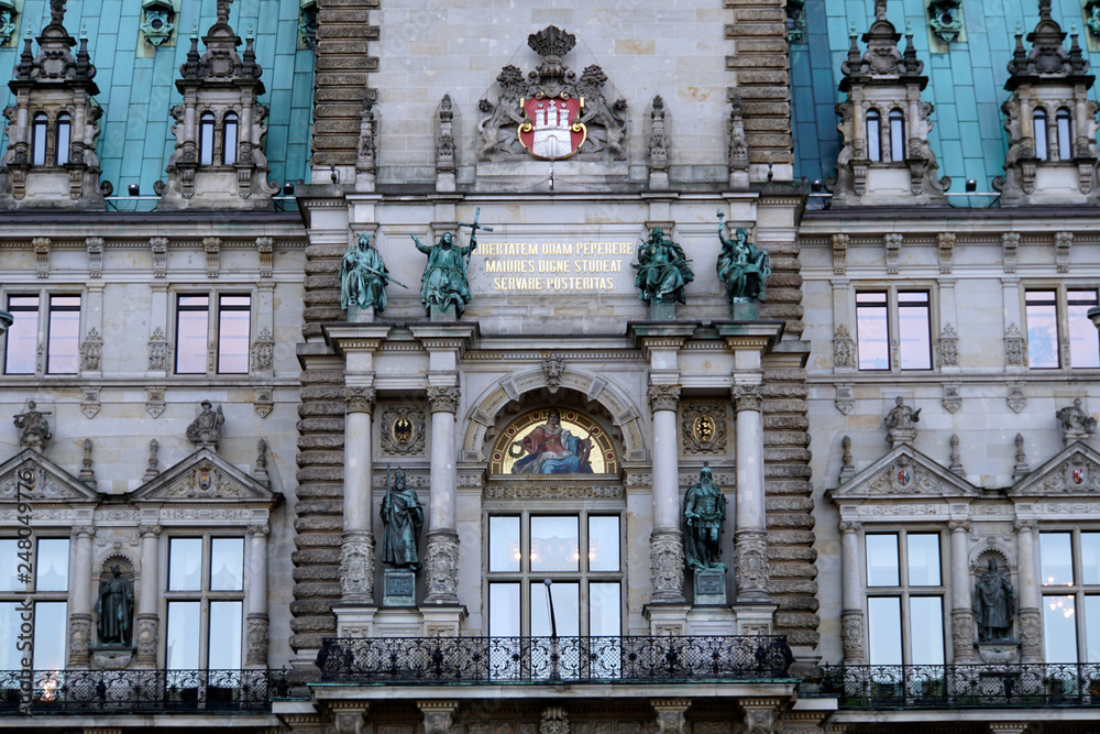 Rathaus im historistischen Stil der Neorenaissance