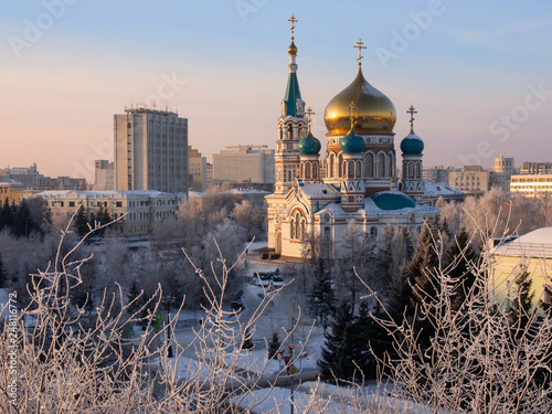 Cuadro en lienzo Uspenskiy sobor in  Omsk. Winter