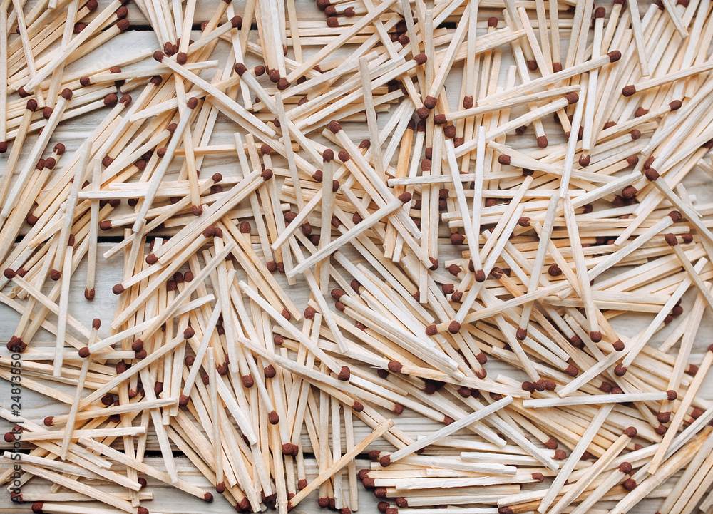 Many scattering of brown matches background.