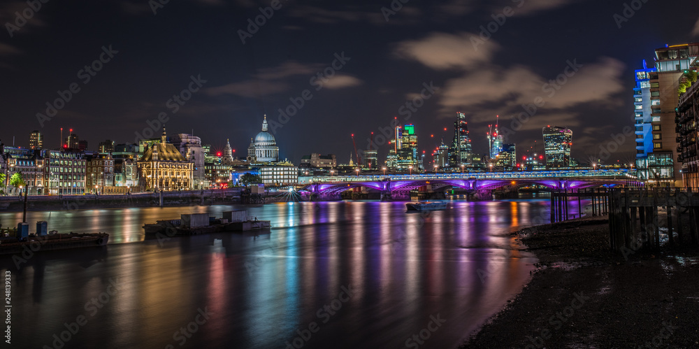 London Millenium Bridge