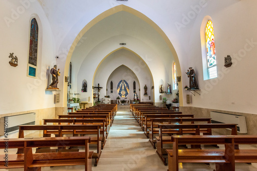 Interno Chiesa San Pietro apostolo - Giba  Sassari  - Sardegna