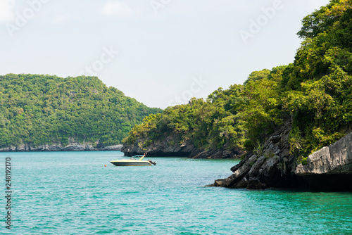 small island in mu ko angthong marine national park