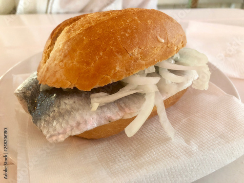 Brötchen mit Matjes Matjesfilet in Hamburg