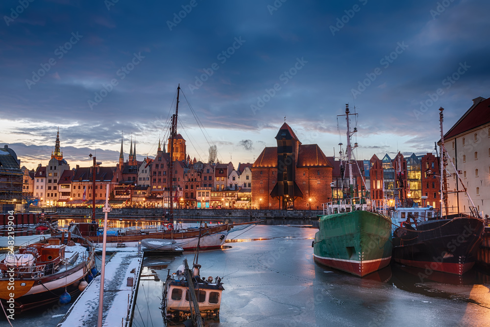 Fototapeta premium View on Zuraw in Gdansk from the port harbour of the Motlawa near Olowianka island