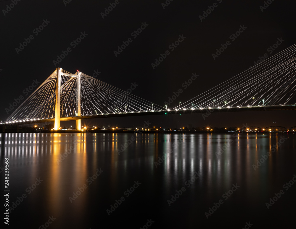 Fototapeta premium cable bridge at night