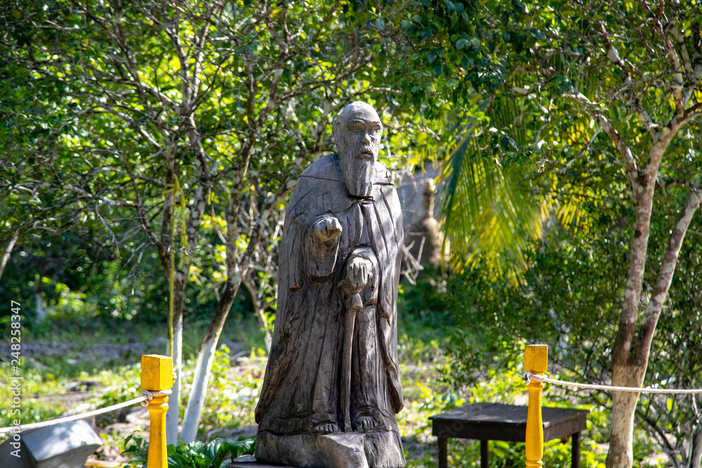 statue in cenote