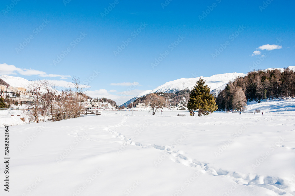 St. Moritz, St. Moritzersee, Oberengadin, Muottas Muragl, Alpen, Winter, Wintersport, Winterwanderung, Graubünden, Schweiz