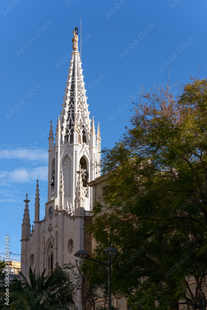Campanario de la iglesia de San Jose de la Montaña. Valencia. España Campanario de la iglesia de San Jose de la Montaña. Valencia. España
