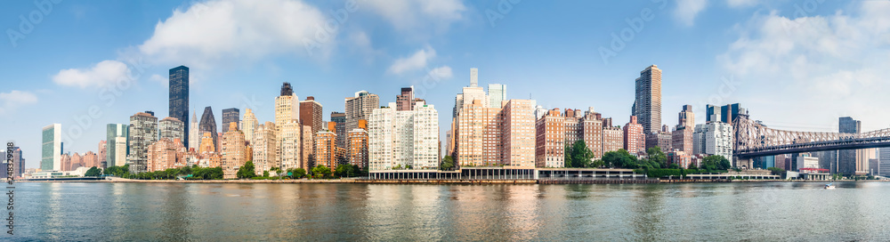 Amazing panorama view of New York city skyline and Queensboro Bridge
