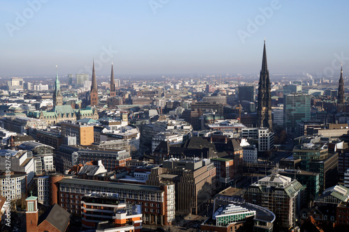 Blick vom Kirchturm der St. Michaelis Kirche über Hamburg