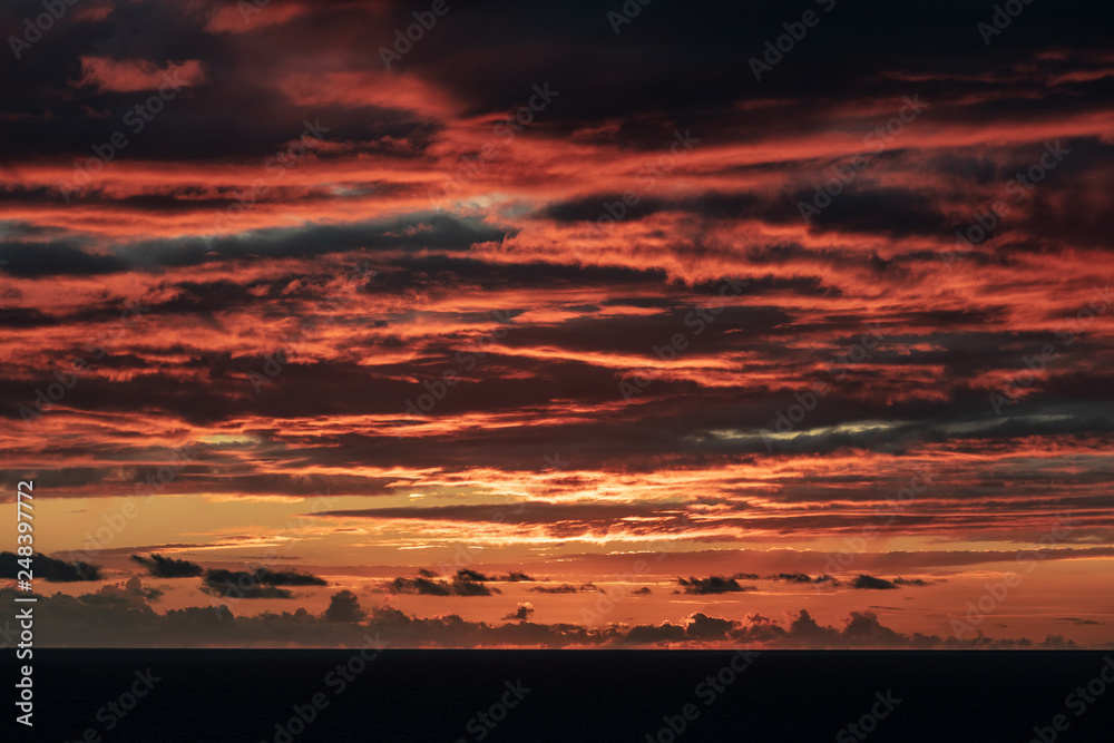 Fototapeta premium sunset over the sea