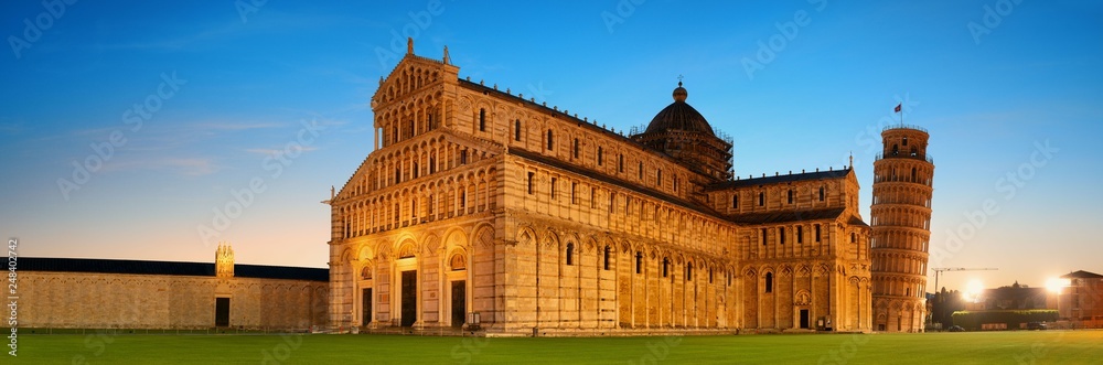 Leaning tower cathedral in Pisa night panorama
