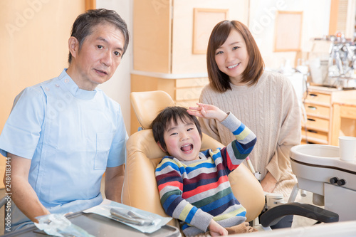 歯医者さんに来た子供